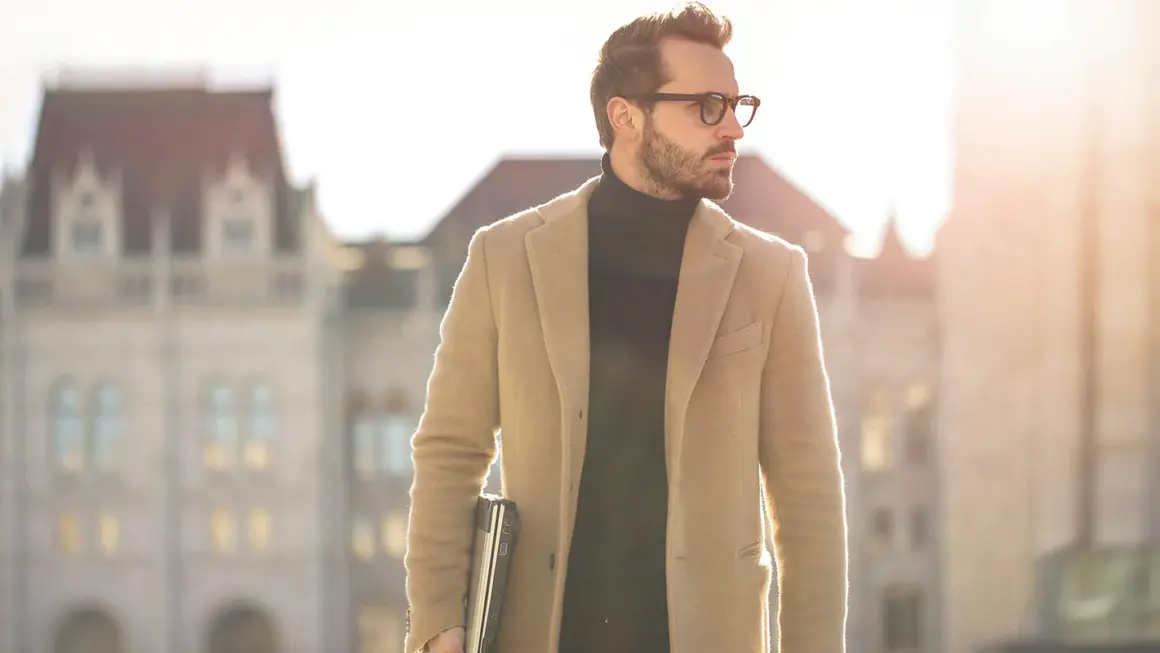 Moda masculina: como combinar roupas e sapatos nos dias mais frios